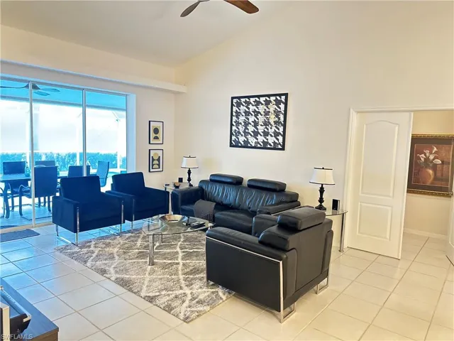 930 Marble Dr, Naples, Florida 34104