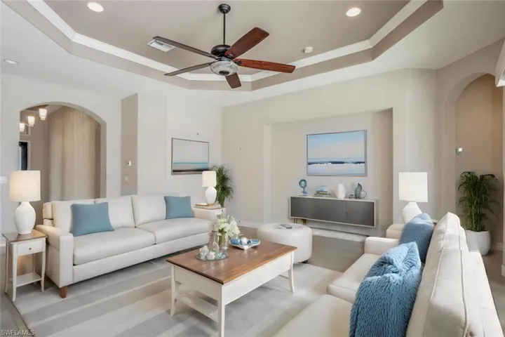 1646  Serrano  CIR, Naples, FL 34105