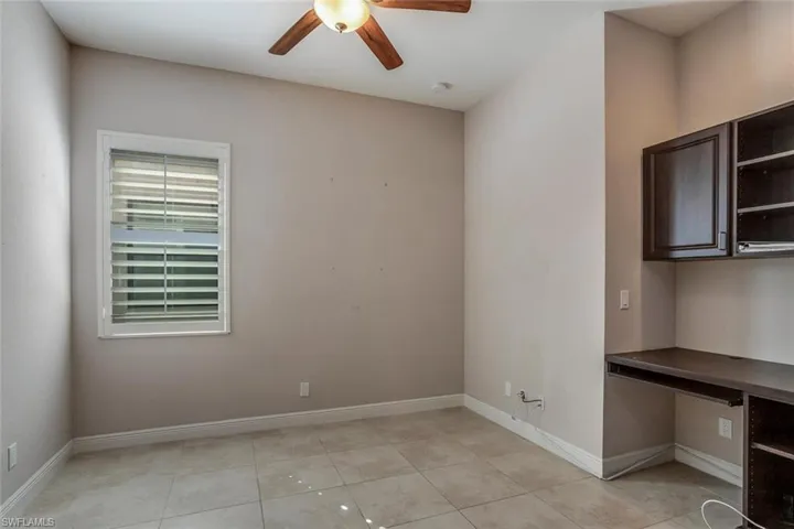 1646  Serrano  CIR, Naples, FL 34105