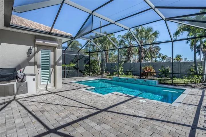 1646  Serrano  CIR, Naples, FL 34105