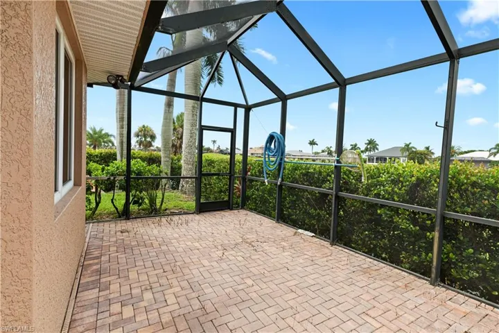 11913 Princess Grace Ct, Cape Coral, Florida 33991