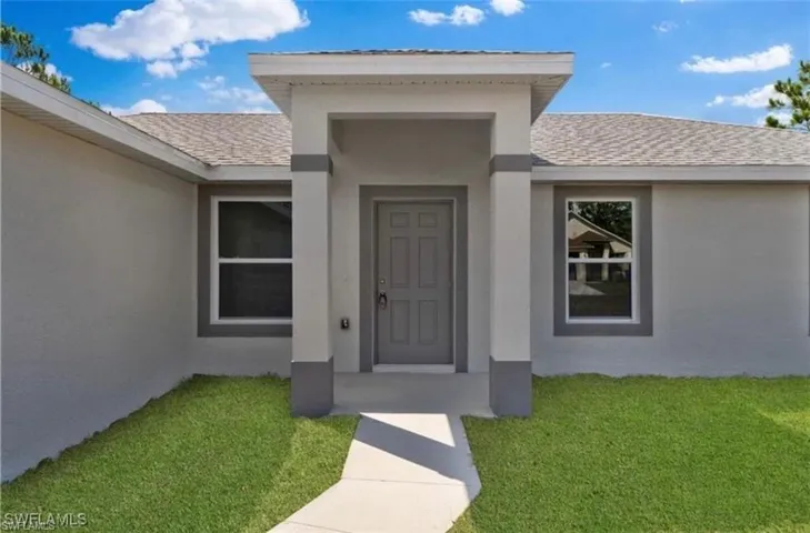 237 Narcissus Ave S, Lehigh Acres, Florida 33974