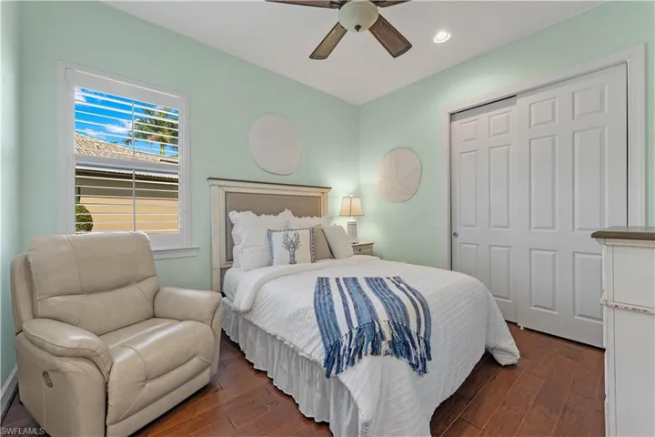 Jack & Jill Bedroom 2
