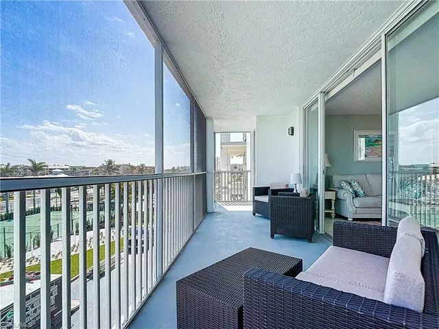 Balcony with outdoor lounge area