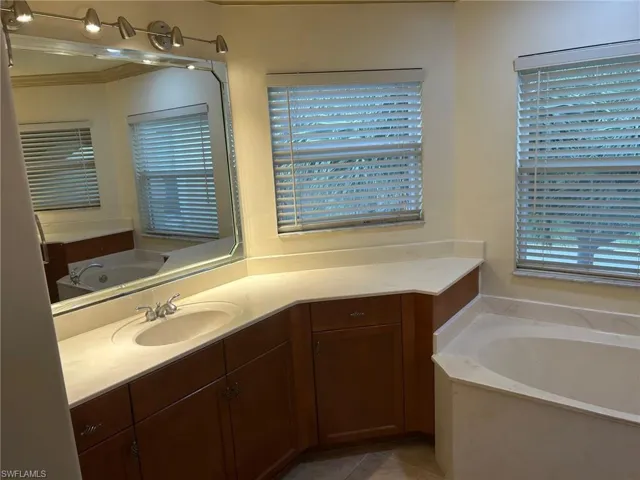 20650  Torre Del Lago  ST, Estero, FL 33928