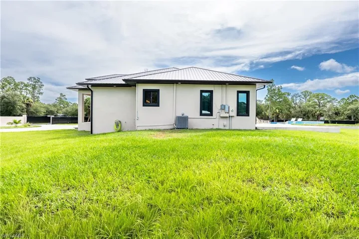 300 Montura Ave, Clewiston, Florida 33440