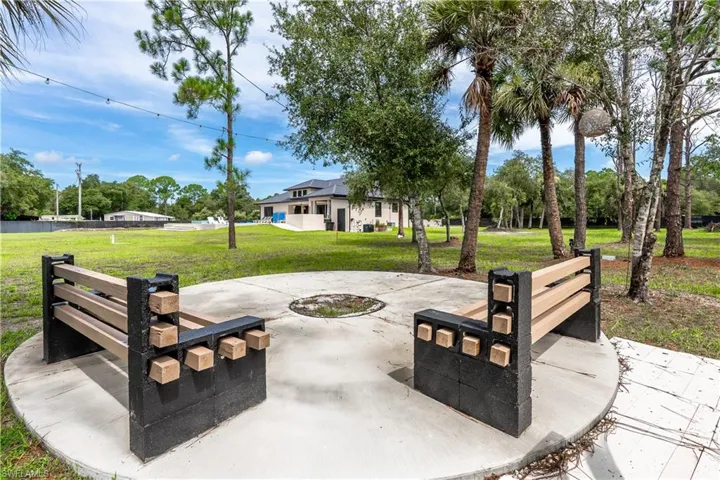 300 Montura Ave, Clewiston, Florida 33440