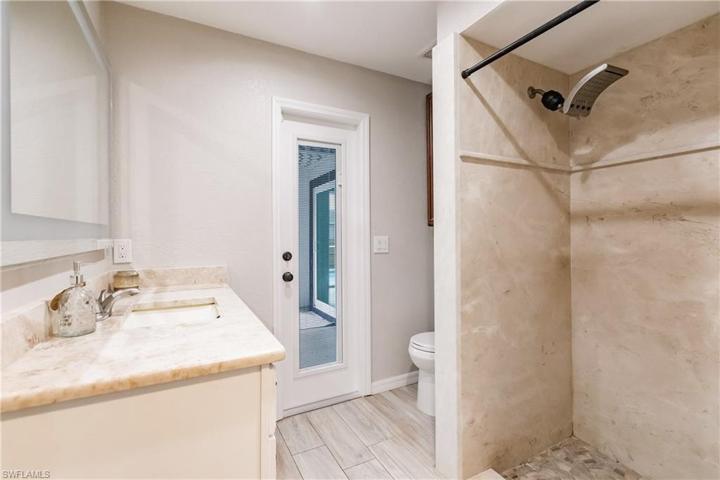 22131  Clinton  AVE, PORT CHARLOTTE, FL 33954