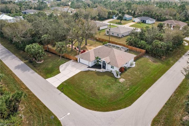 22131  Clinton  AVE, PORT CHARLOTTE, FL 33954