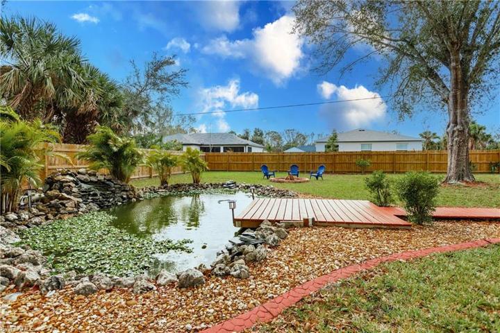22131  Clinton  AVE, PORT CHARLOTTE, FL 33954