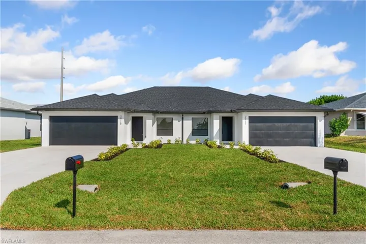 2915-2917 SW Santa Barbara  PL, Cape Coral, FL 33914