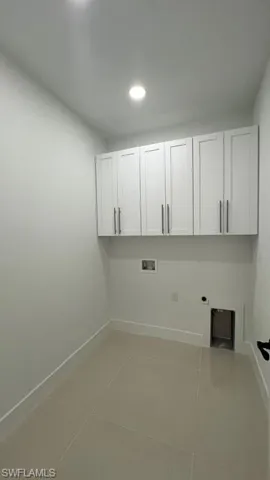 3806  12th W ST, Lehigh Acres, FL 33971