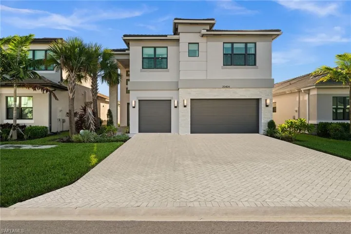 2 floors of concrete block - the GL homes belong to the best built homes in entire Estero!