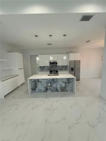 3208 16th Ave Se, Naples, Florida 34117