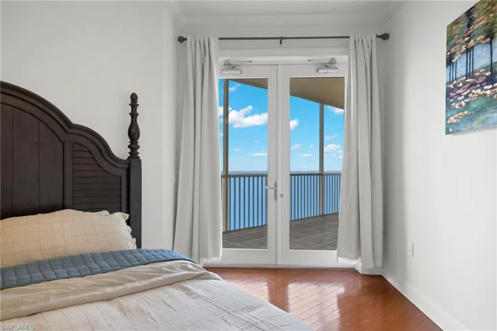 Master BR door to lanai