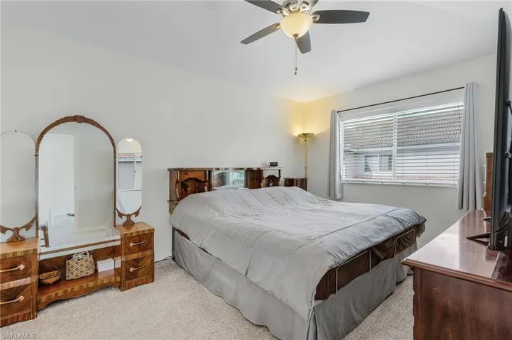 10019  Salina  ST, Fort Myers, FL 33905