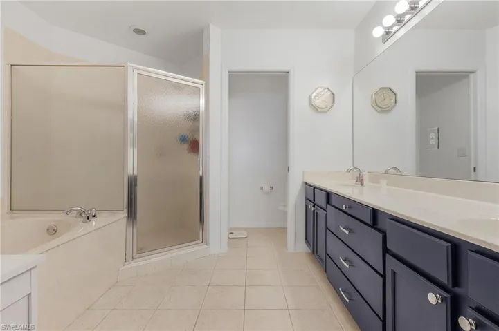 10019  Salina  ST, Fort Myers, FL 33905