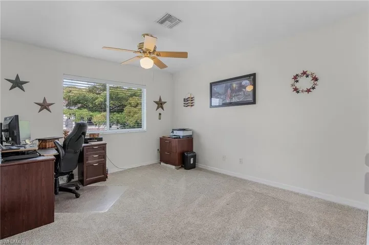 10019  Salina  ST, Fort Myers, FL 33905
