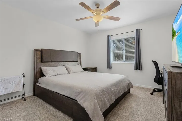 10019  Salina  ST, Fort Myers, FL 33905