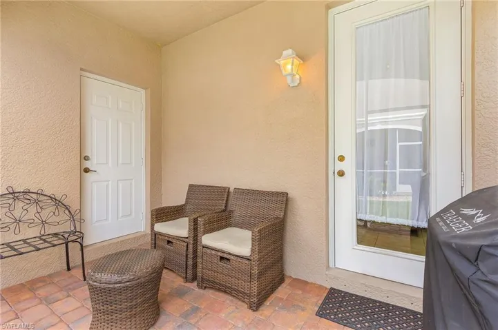 10019  Salina  ST, Fort Myers, FL 33905
