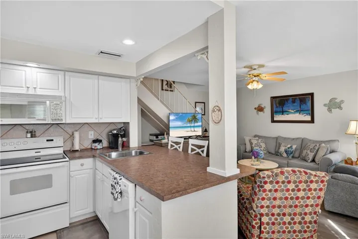 3301 Prince Edward Island Cir 2, Fort Myers, Florida 33907