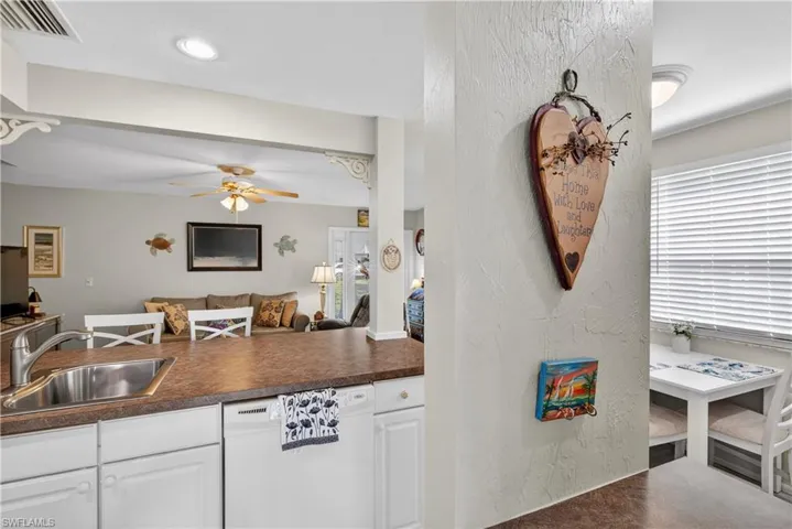 3301 Prince Edward Island Cir 2, Fort Myers, Florida 33907