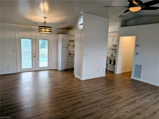 2205 Nw 15th St, Cape Coral, Florida 33993