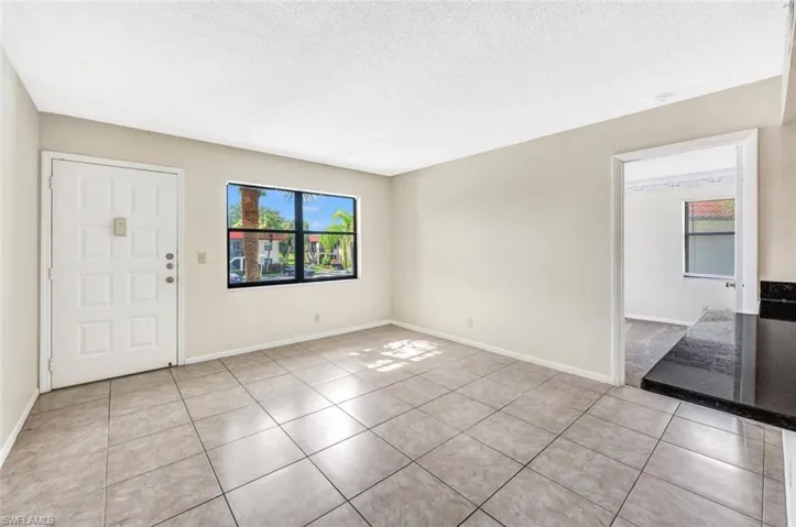 4345 27th Ct Sw # 201, Naples Fl 34116