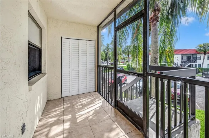 4345 27th Ct Sw # 201, Naples Fl 34116