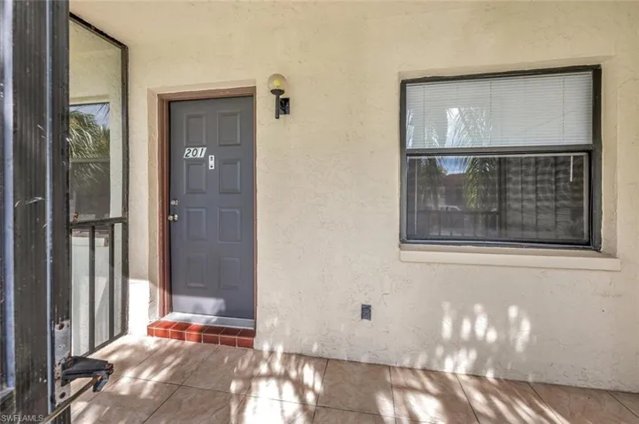 4345 27th Ct Sw # 201, Naples Fl 34116