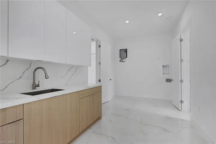 2685  38th SE AVE, Naples, FL 34117