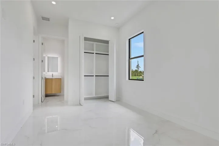 2685  38th SE AVE, Naples, FL 34117