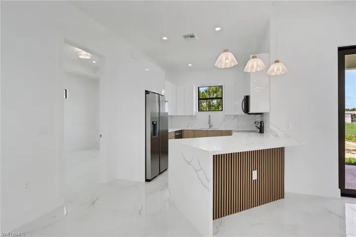 2685  38th SE AVE, Naples, FL 34117