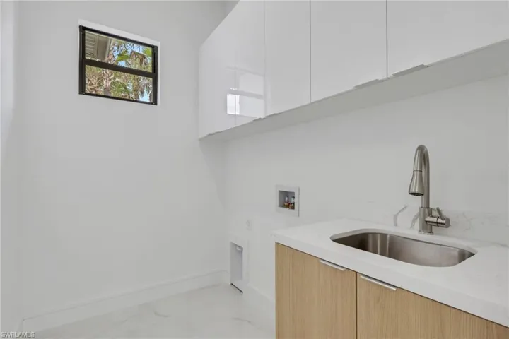 2685  38th SE AVE, Naples, FL 34117