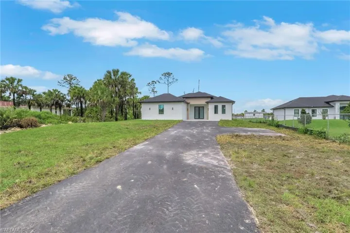2685  38th SE AVE, Naples, FL 34117