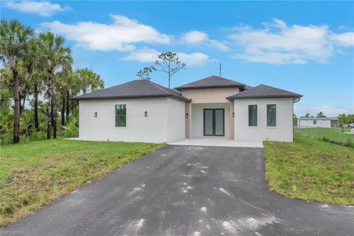 2685  38th SE AVE, Naples, FL 34117