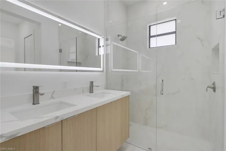 2685  38th SE AVE, Naples, FL 34117