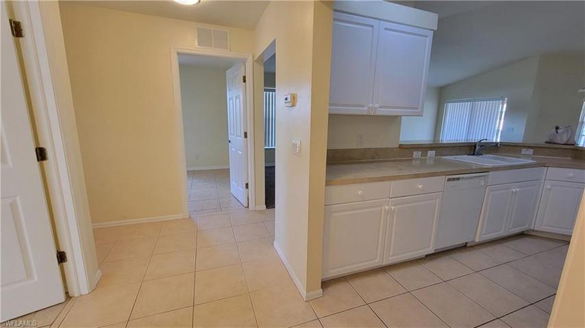 19977  Lake Vista  CIR, Lehigh Acres, FL 33936