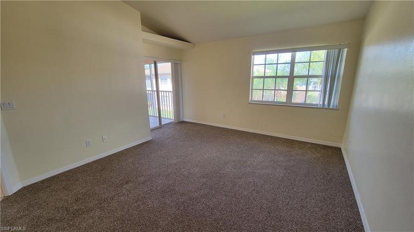 19977  Lake Vista  CIR, Lehigh Acres, FL 33936