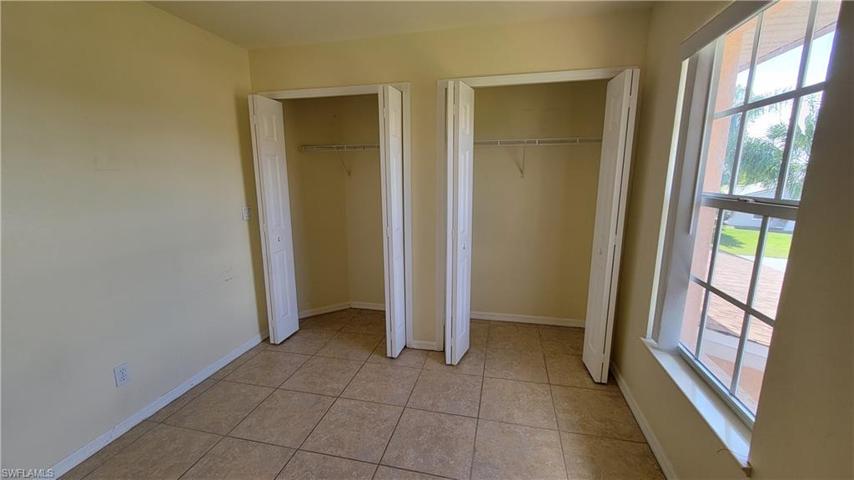 19977  Lake Vista  CIR, Lehigh Acres, FL 33936