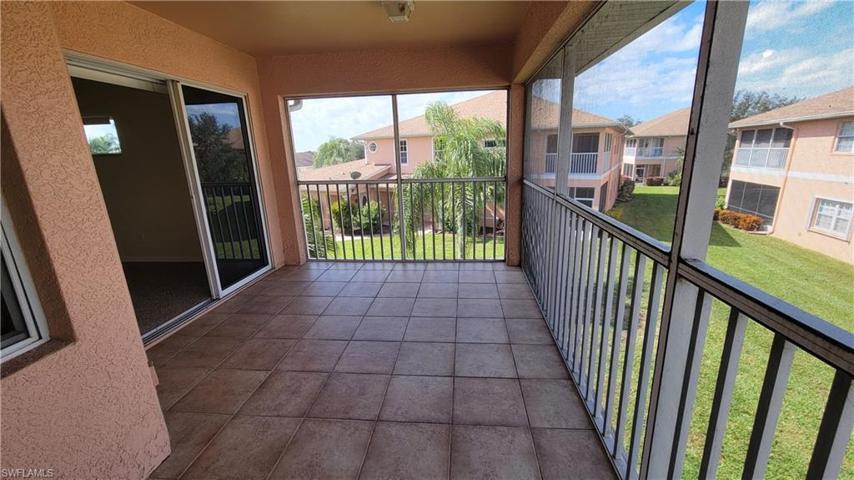 19977  Lake Vista  CIR, Lehigh Acres, FL 33936