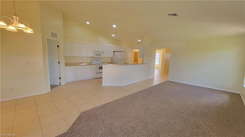 19977  Lake Vista  CIR, Lehigh Acres, FL 33936