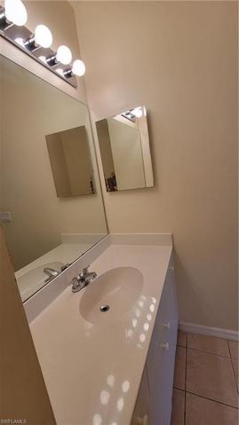 19977  Lake Vista  CIR, Lehigh Acres, FL 33936