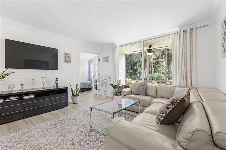 501 Forest Lakes Blvd 105, Naples, Florida 34105