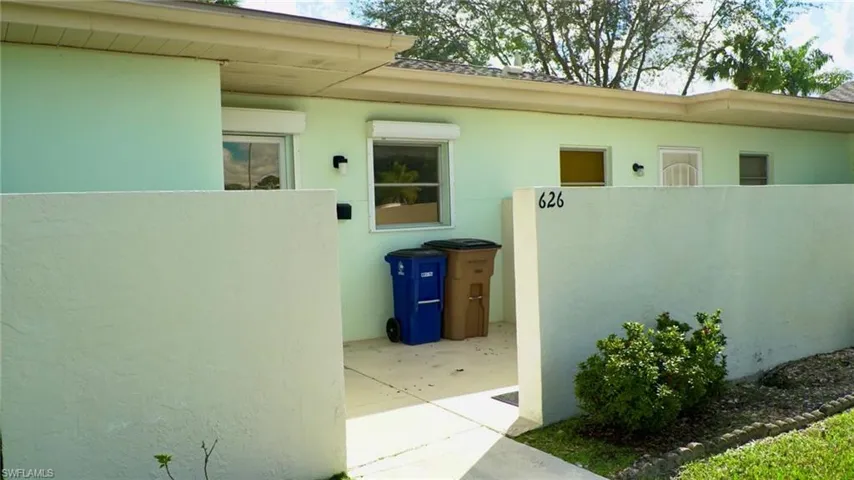 View of home's exterior