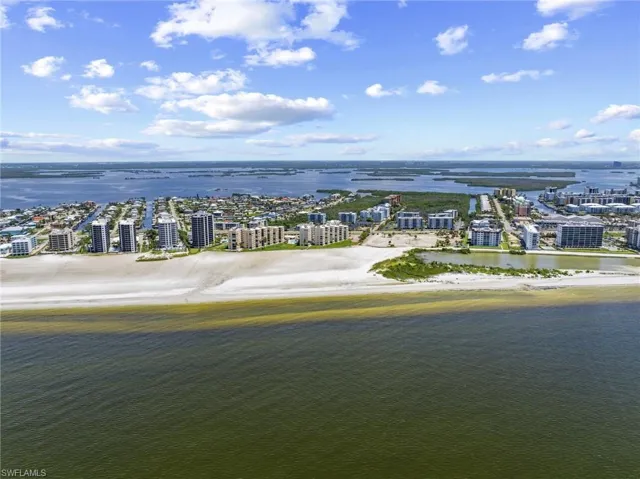 22652 Island Pines Way 154, Fort Myers Beach, Florida 33931