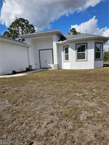 1147 Antonio St E, Lehigh Acres, Florida 33974