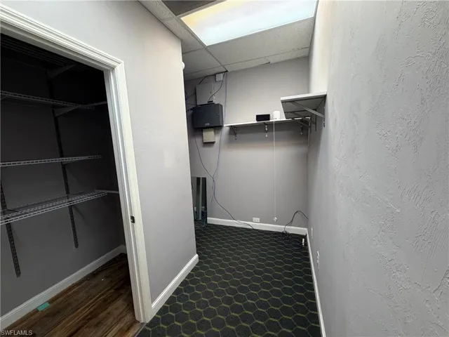 1502 Rail Head Blvd, Naples, Florida 34110
