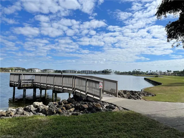 Fishing pier
