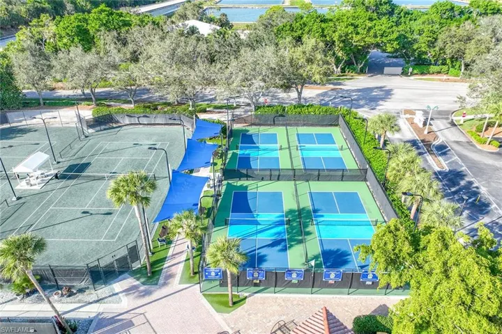 1051  Egrets Walk  CIR, Naples, FL 34108